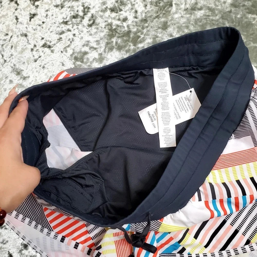 Fabletics‎ Suva Run Short II - Picture 4 of 7